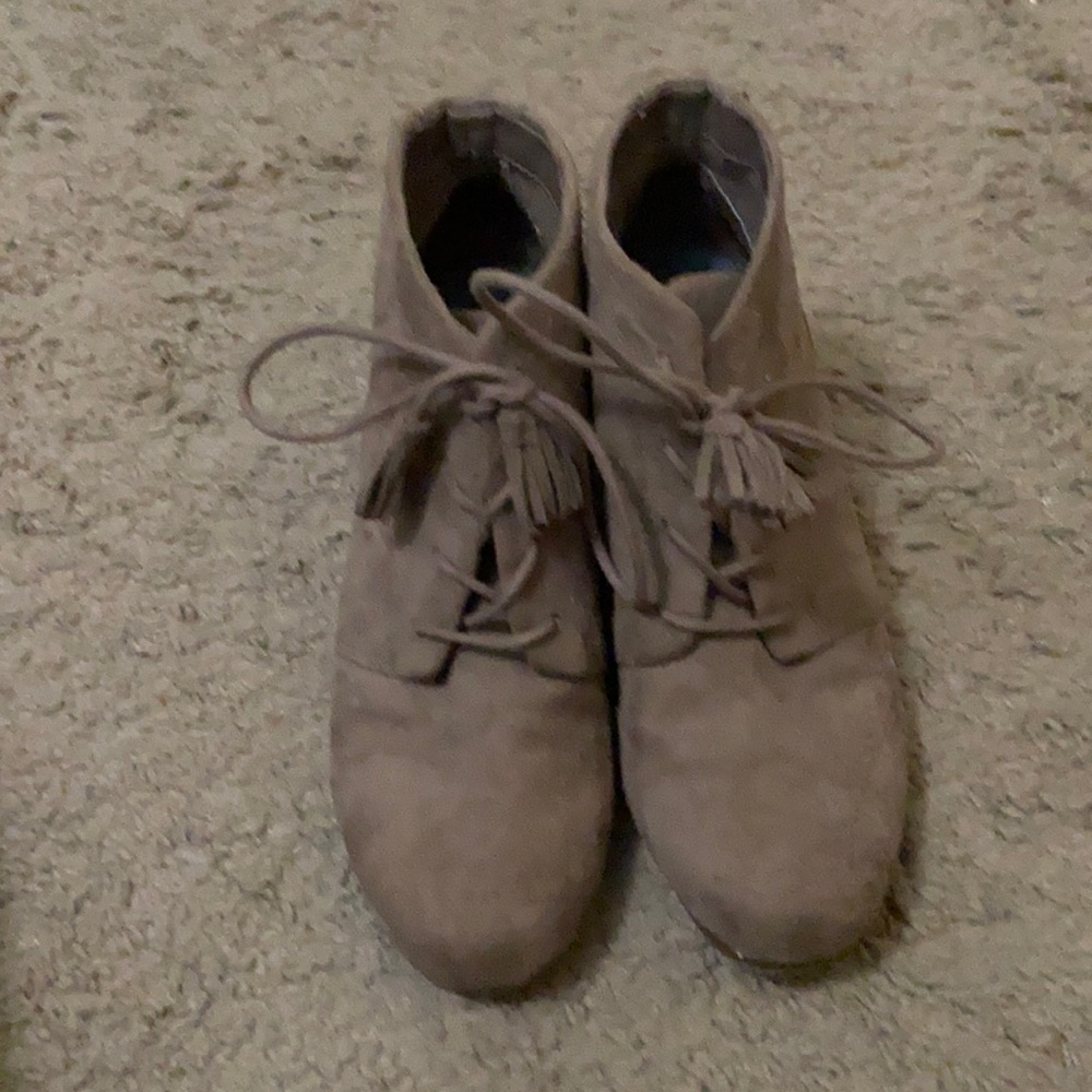 Dr. Scholl's Dakota Wedge Booties